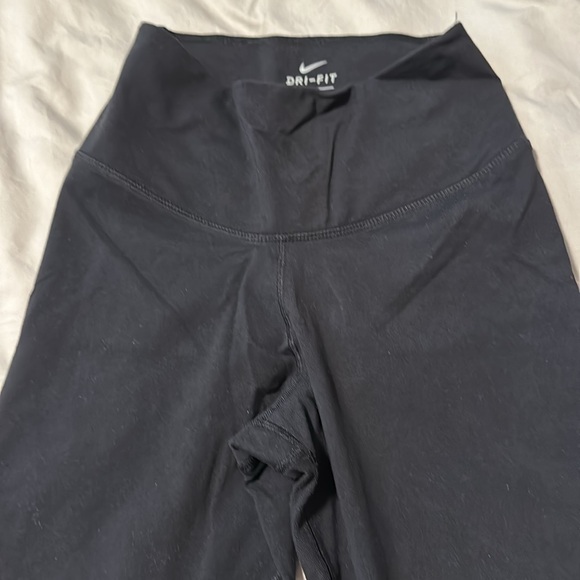 Nike Leggings - Picture 3 of 8